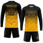 Schwarzes, benutzerdefiniertes Fußballtrikot mit Sublimationsdruck in Gold